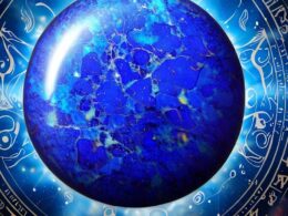 Kamień lapis lazuli w znakach zodiaku