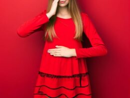 Sennik: Czerwona sukienka - znaczenie snu